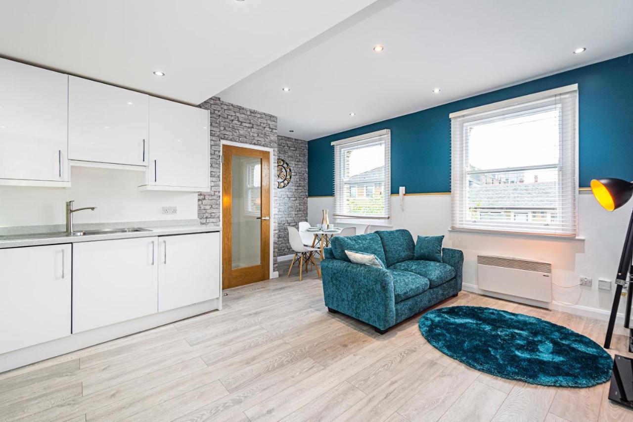 Cozy And Charming Flat: Minutes From Everything! 런던 외부 사진