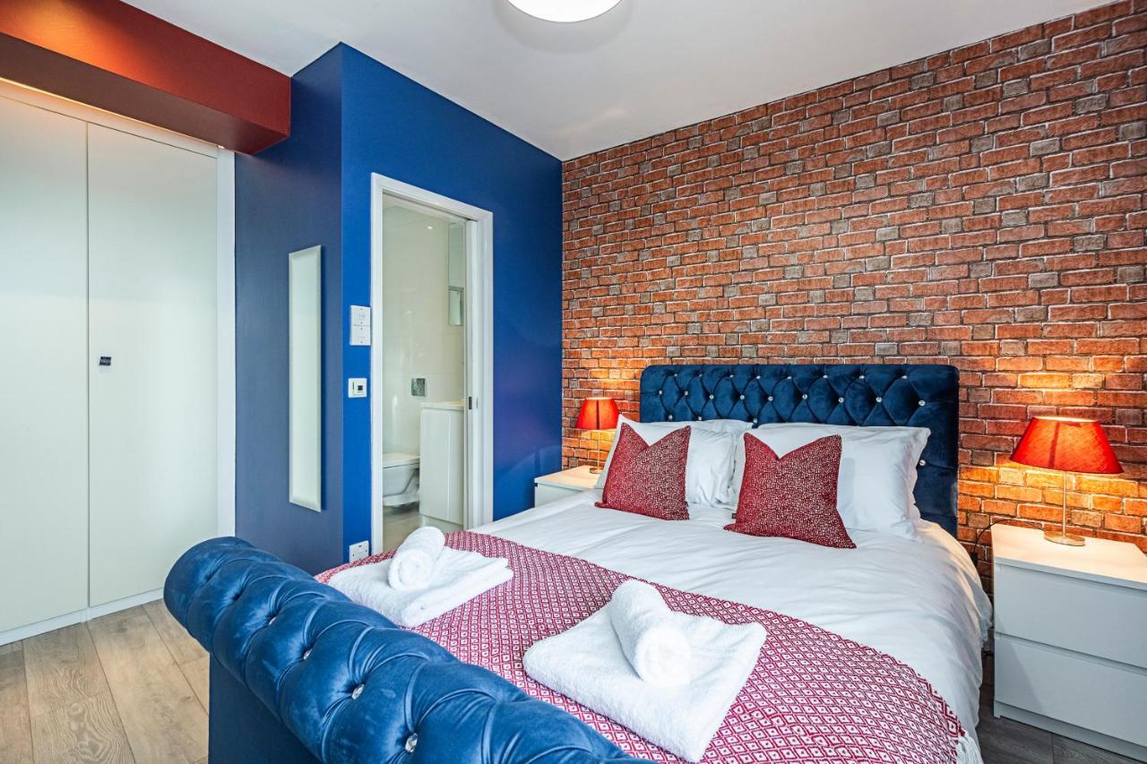 Cozy And Charming Flat: Minutes From Everything! 런던 외부 사진